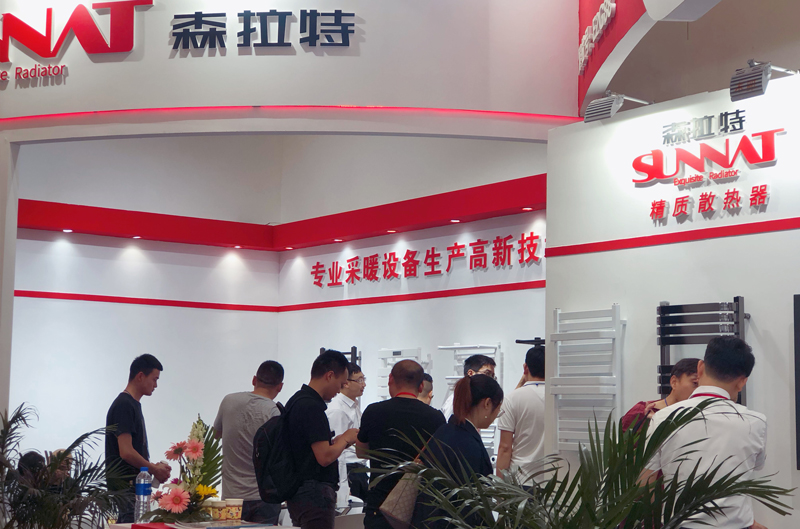 91视频精选智能电热毛巾架亮相卫浴展